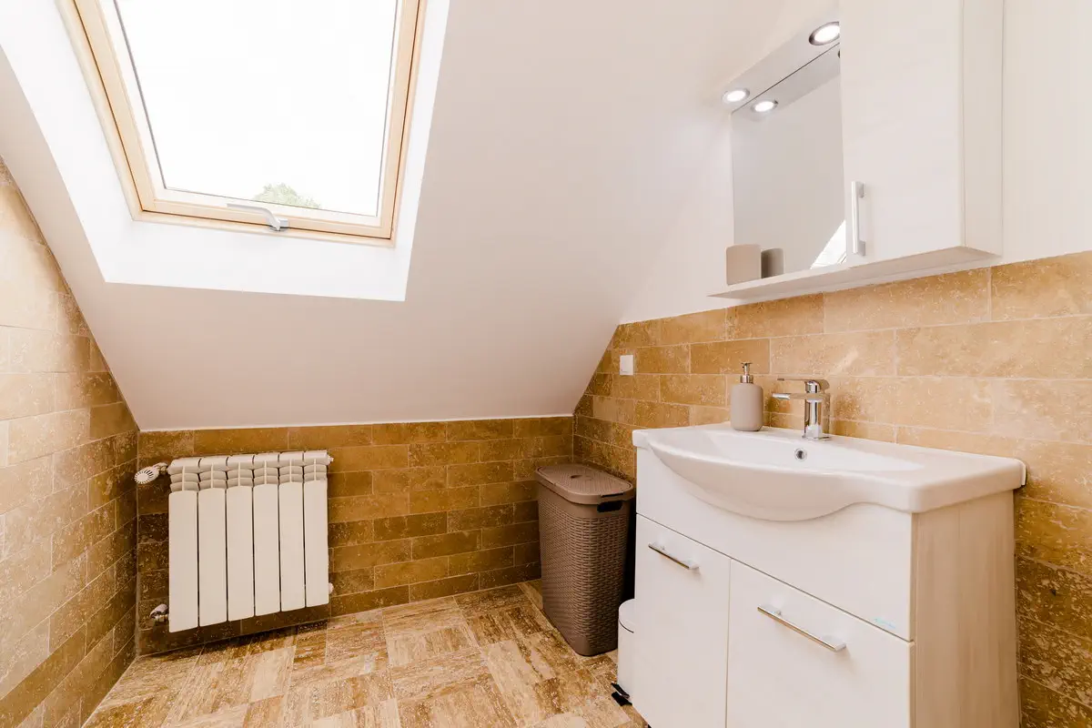 Fotograf Apartament In Regim Booking (23)