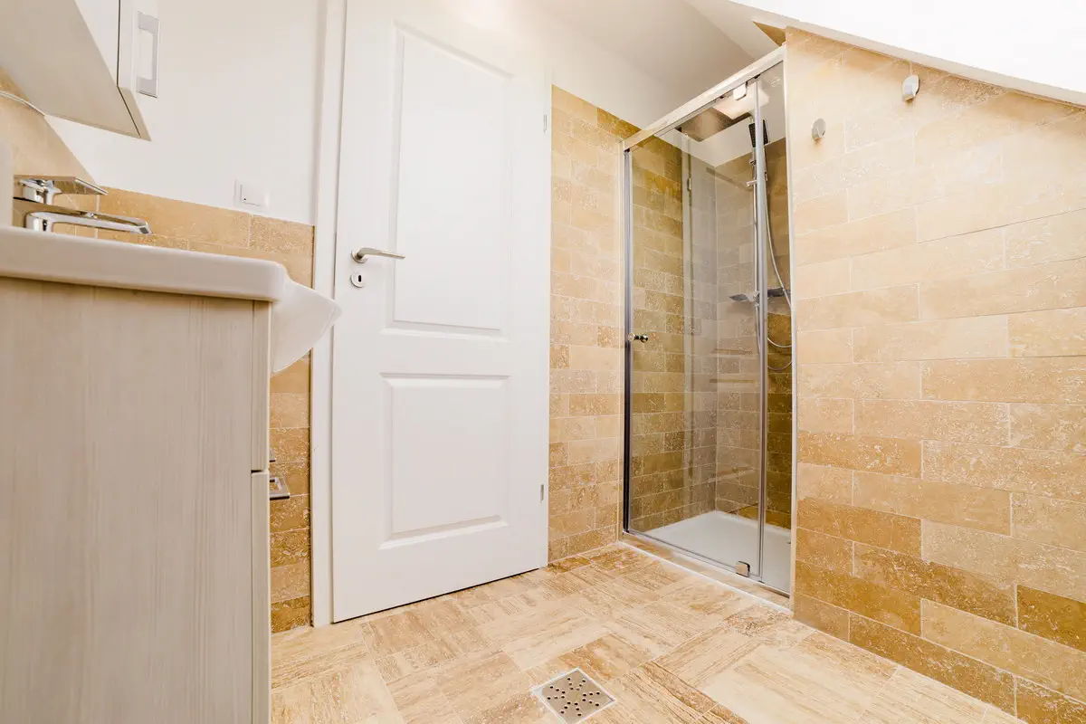 Fotograf Apartament In Regim Booking (27)