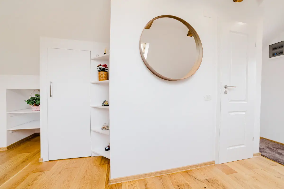 Fotograf Apartament In Regim Booking (7)