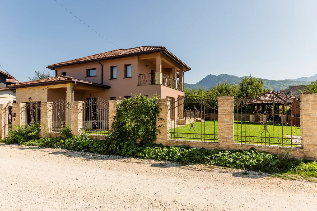 Fotograf Casa De Inchiriat Brasov (120)