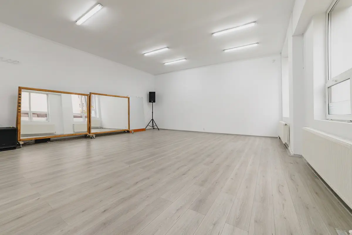 Fotograf Spatiu De Inchiriat In Brasov (39)
