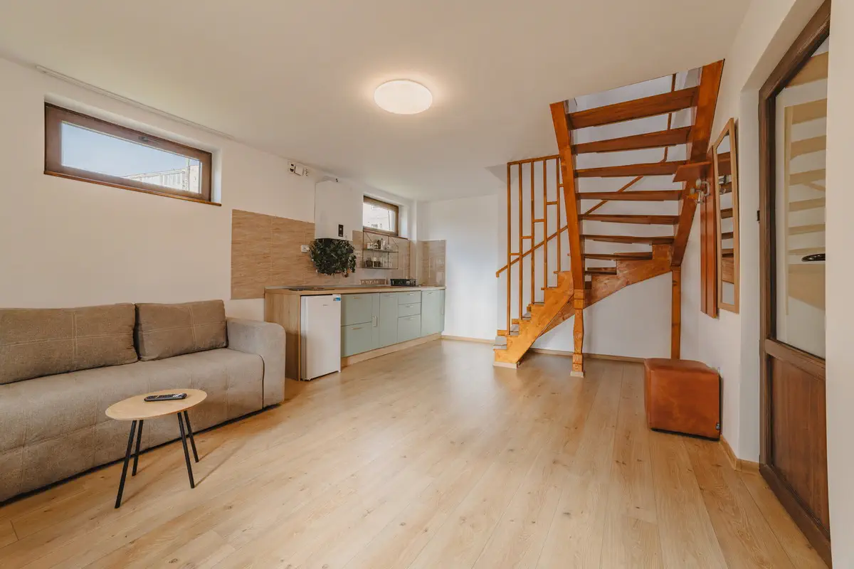 Fotografie Hoteluri Si Pensiuni Horeca In Brasov (18)