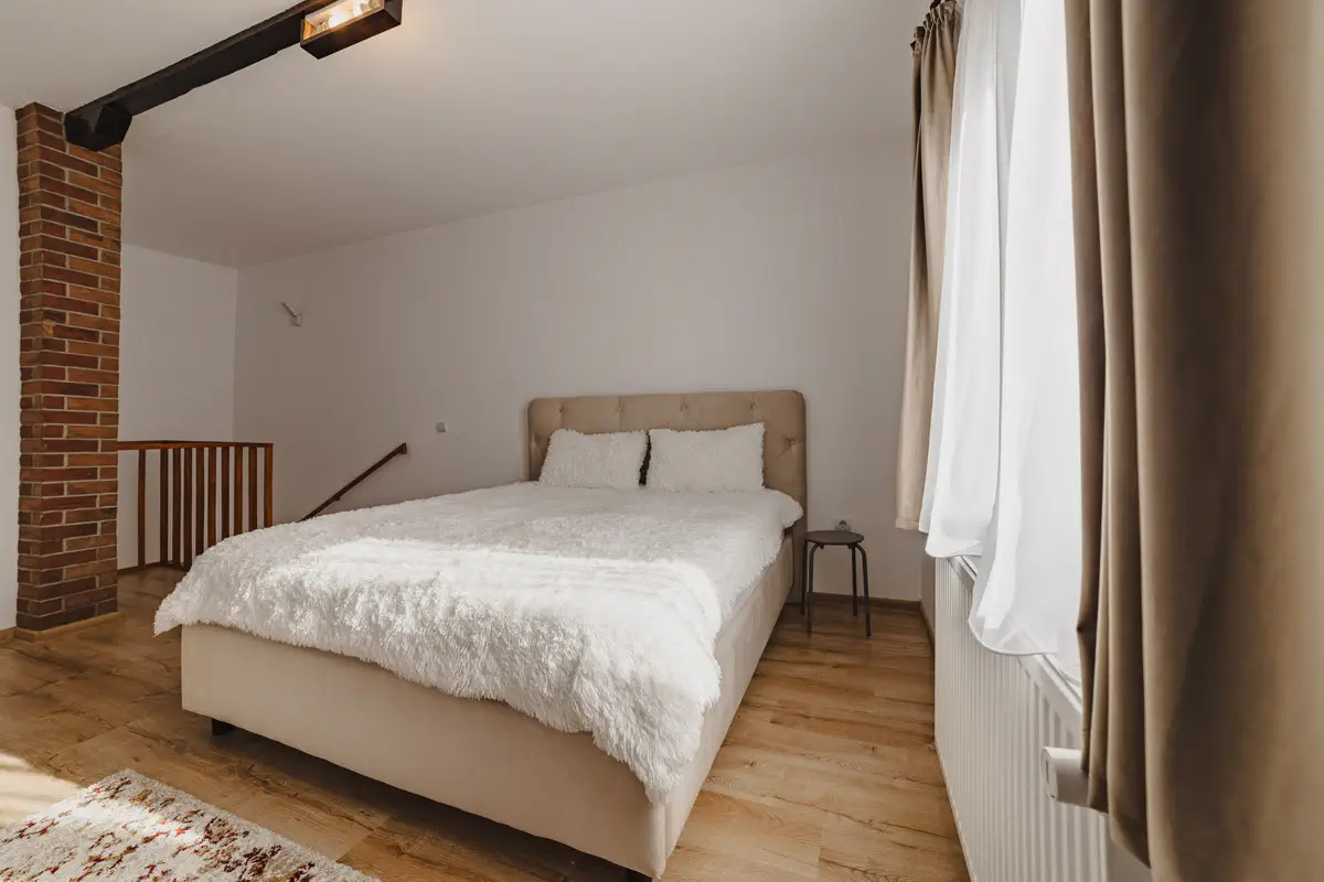 Fotografie Hoteluri Si Pensiuni Horeca In Brasov (30)