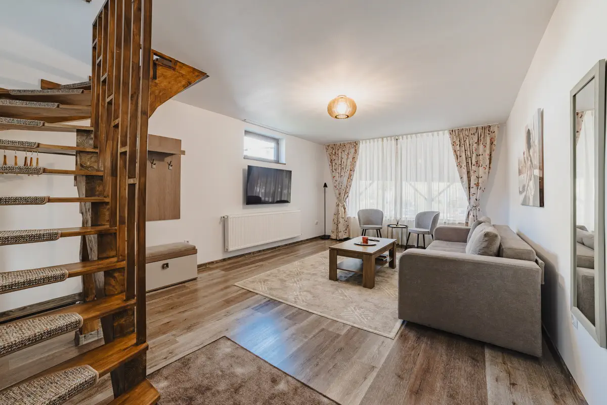 Fotografie Hoteluri Si Pensiuni Horeca In Brasov (4)