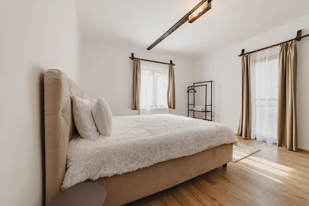 Fotografie Hoteluri Si Pensiuni Horeca In Brasov (43)