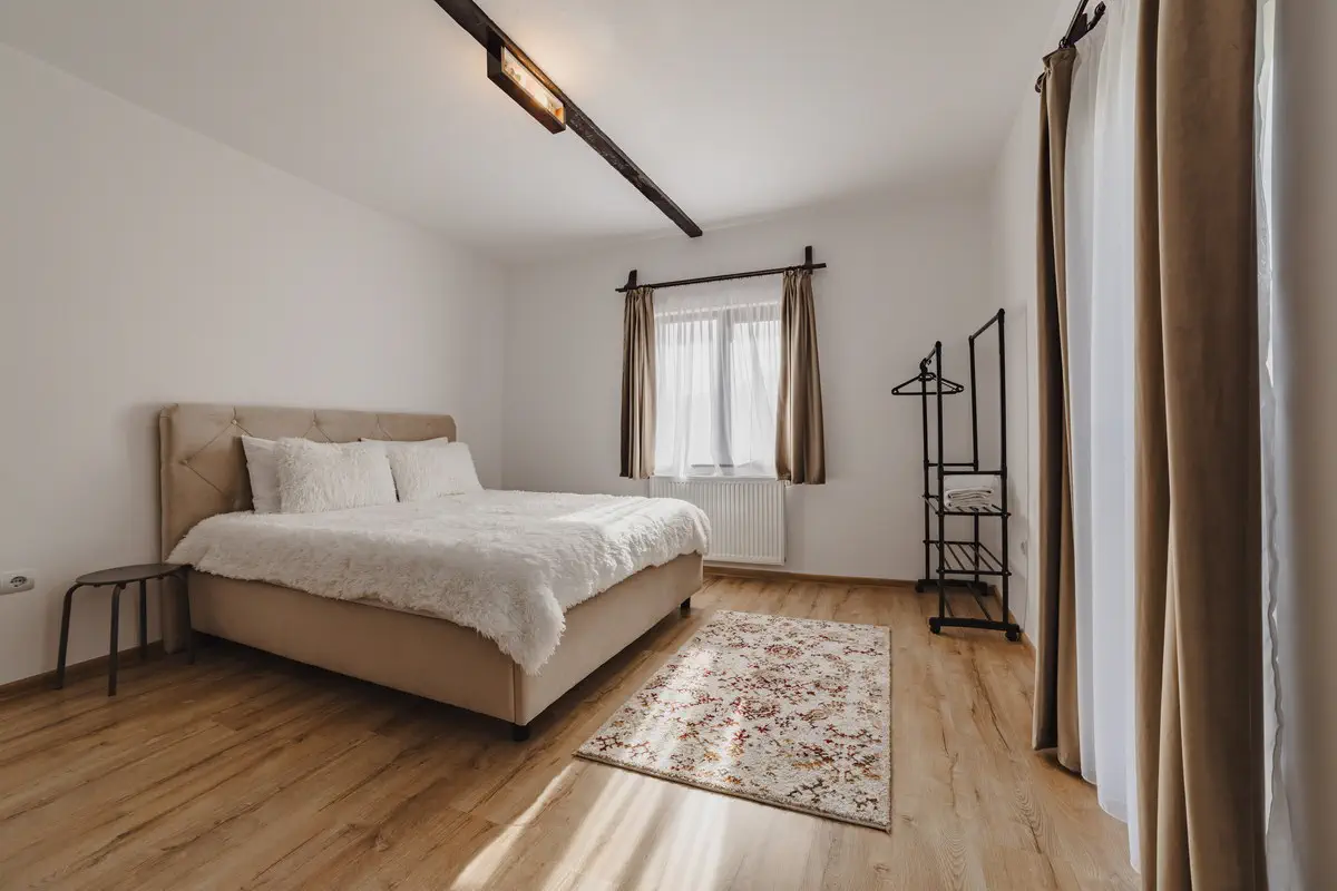 Fotografie Hoteluri Si Pensiuni Horeca In Brasov (8)