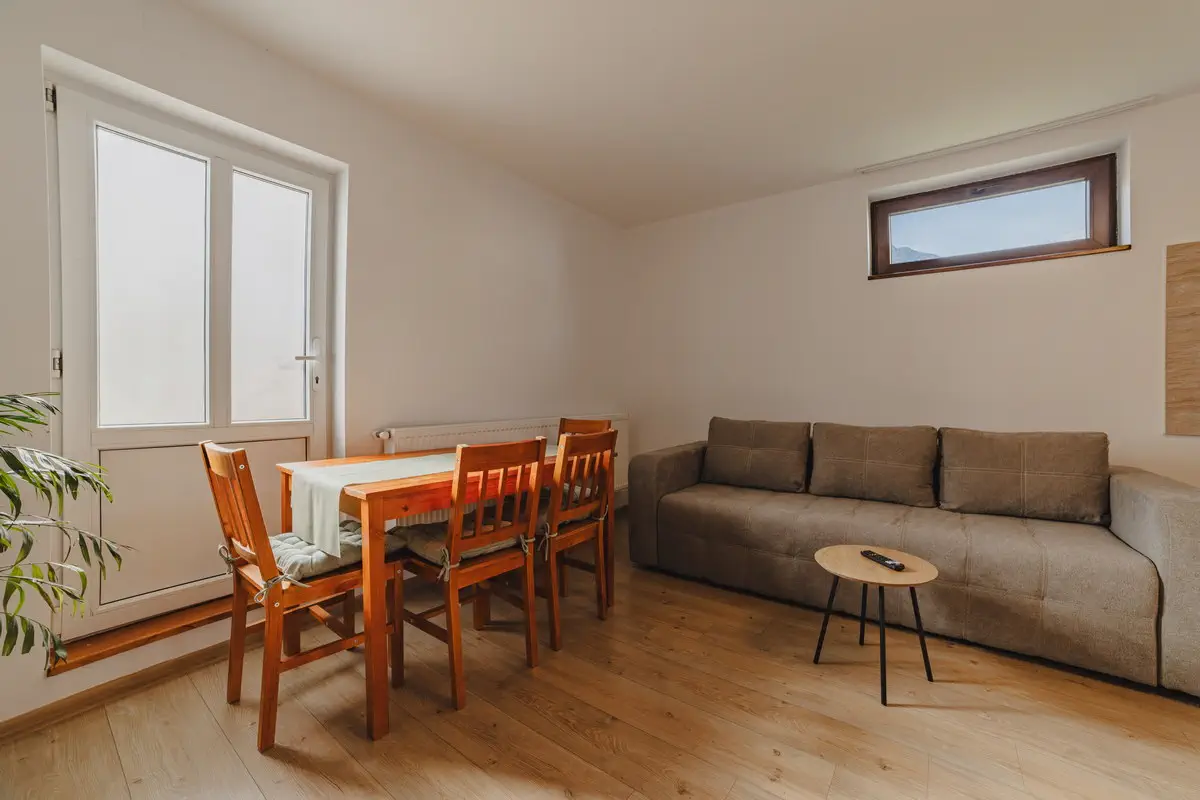 Fotografie Hoteluri Si Pensiuni Horeca In Brasov (9)