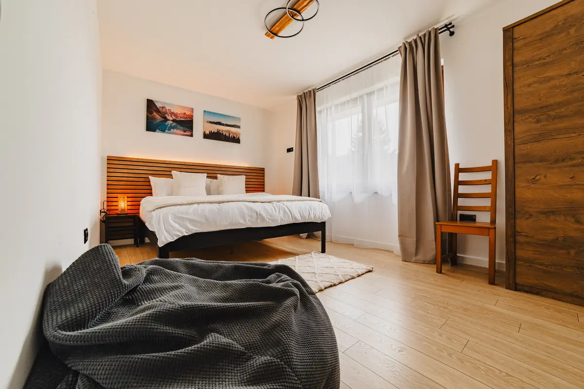 Fotografii Inchiriere Airbnb In Brasov (23)