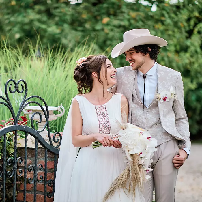 Mirele și Mireasa în Ziua Nunții La Conacul Heldsdorf Din Hălchiu