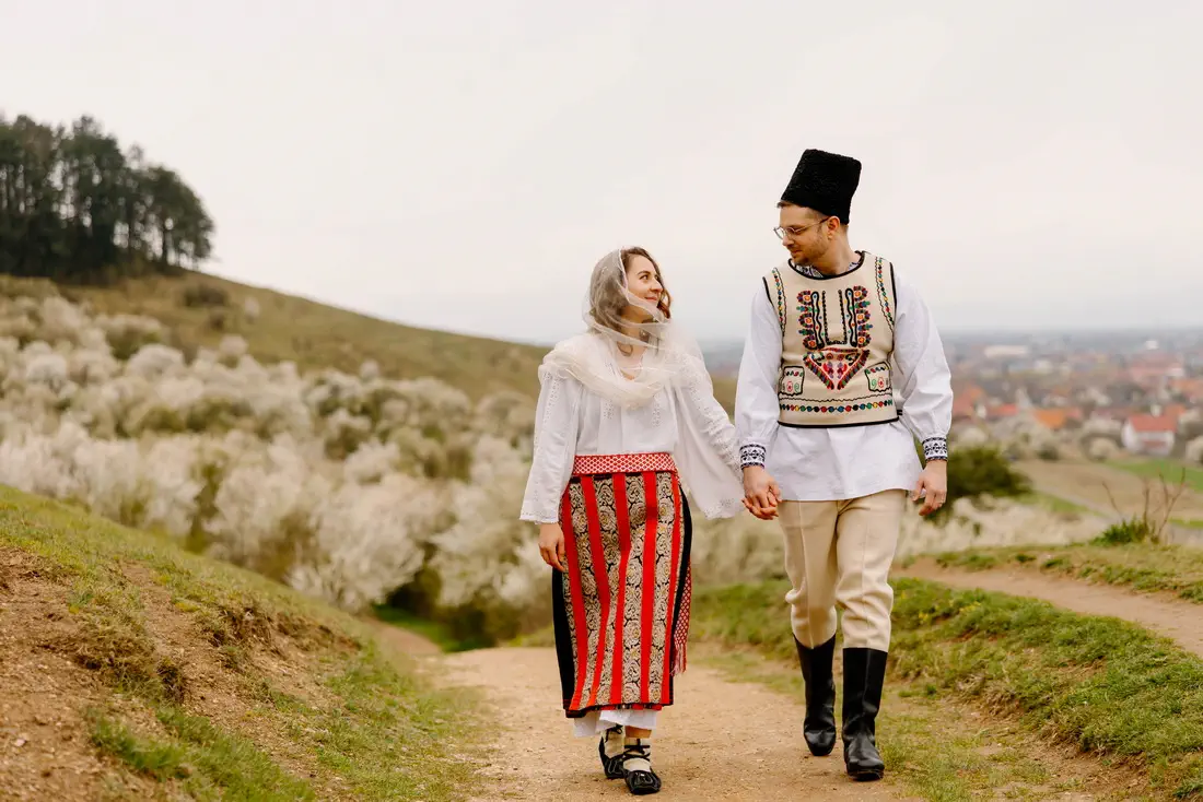 Sedinta Foto Cuplu Cu Pomi Infloriti La Brasov (34)